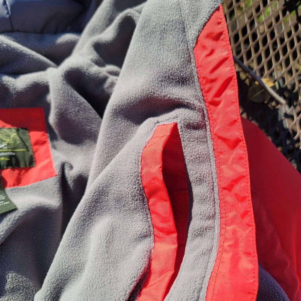 Eddie Bauer red winter jacket, size Medium - Picture 5 of 11